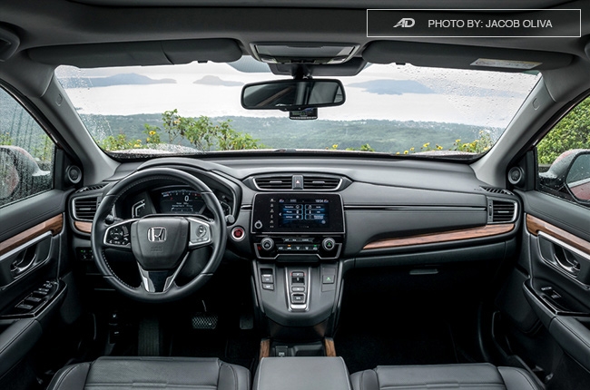 2018 Honda CR-V review interior