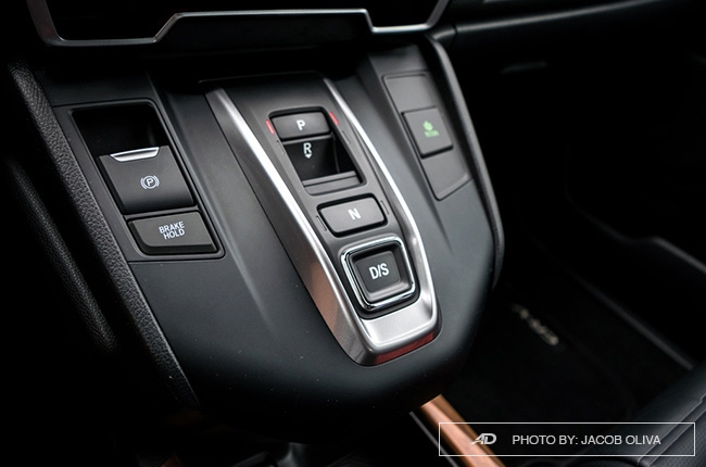 2018 Honda CR-V review interior