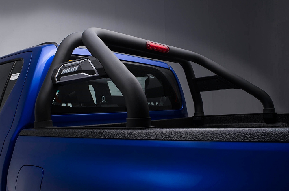 toyota hilux conquest black roll bars
