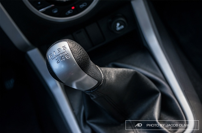 2018 Isuzu mu-X 1.9 RZ4E manual interior