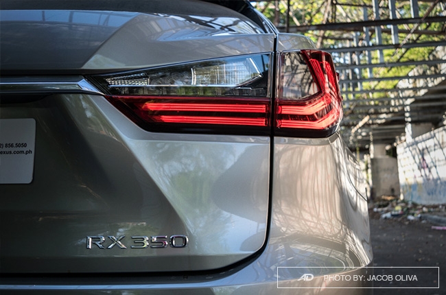 2018 Lexus RX 350 F Sport taillights