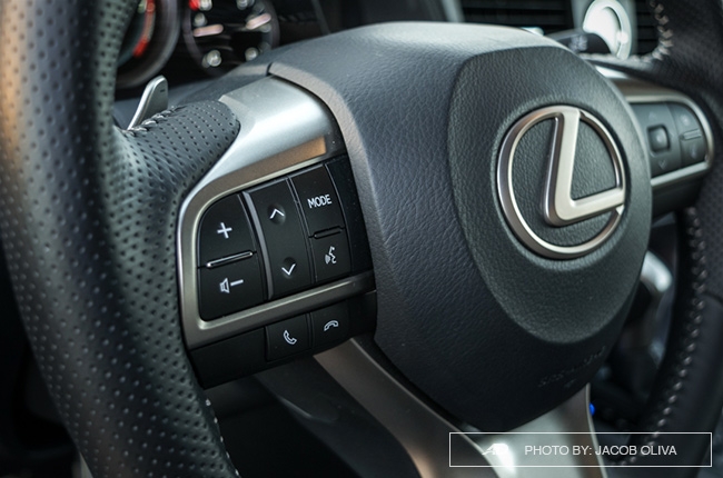 2018 Lexus RX 350 F Sport steering wheel controls