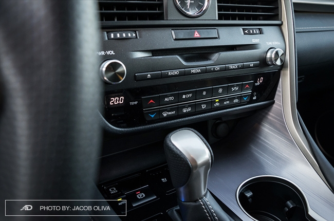 2018 Lexus RX 350 F Sport stereo controls