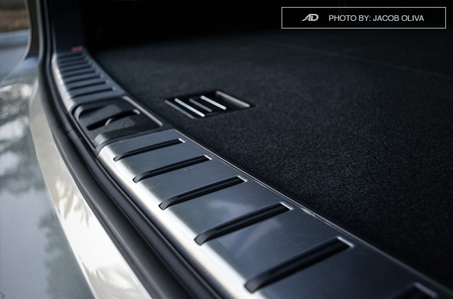 2018 Lexus RX 350 F Sport trunk lip