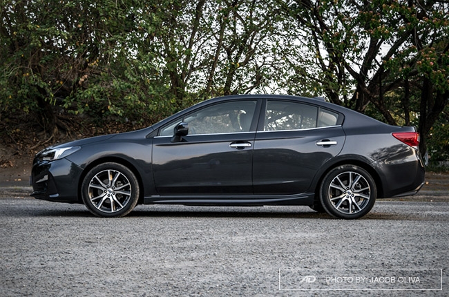 2018 Subaru Impreza side