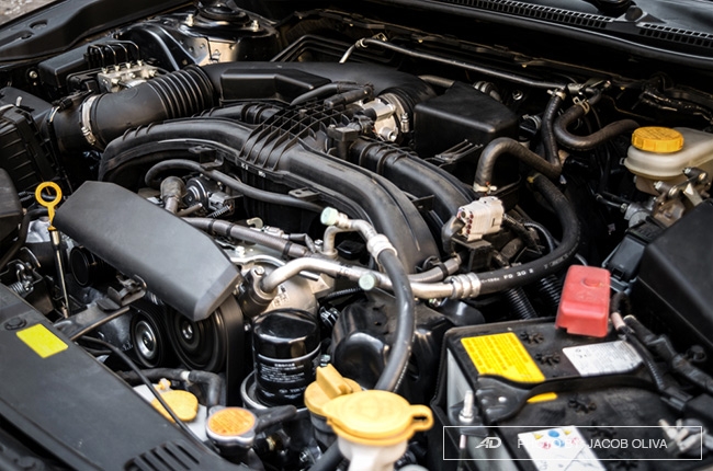 2018 Subaru Impreza boxer engine