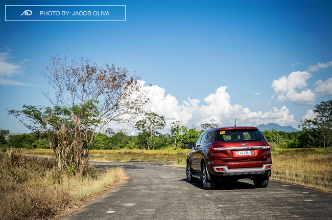 2018 ford everest 3.2 titanium+ road rear