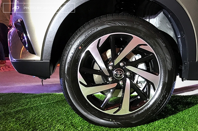 2018 Toyota Rush wheels