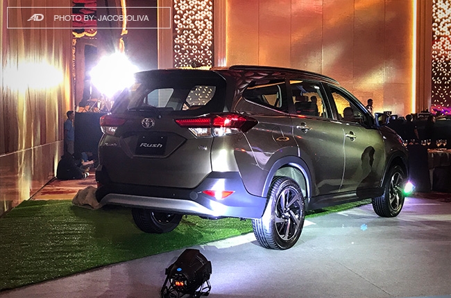 2018 Toyota Rush rear quarter