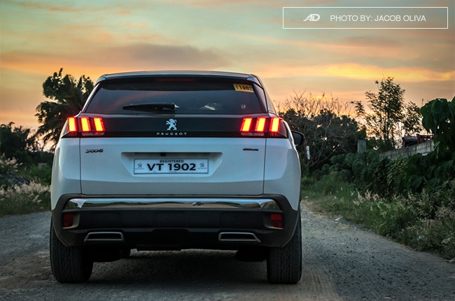 2018 Peugeot 3008 Diesel road rear