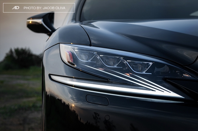 2018 lexus ls 500 headlights