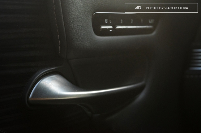 2018 lexus ls 500 door handles