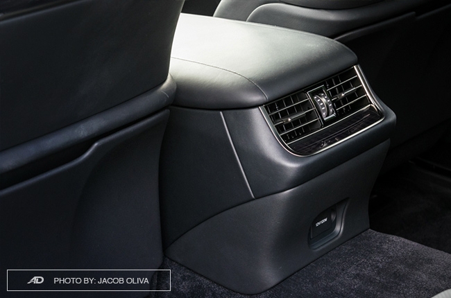 2018 lexus ls 500 rear aircon vents