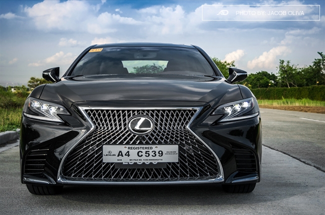 2018 lexus ls 500 front detail