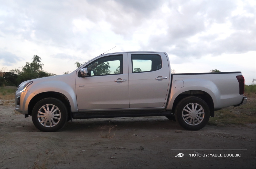 2018 Isuzu D-Max 3.0 LS AT 4x2 Blue Power Side View