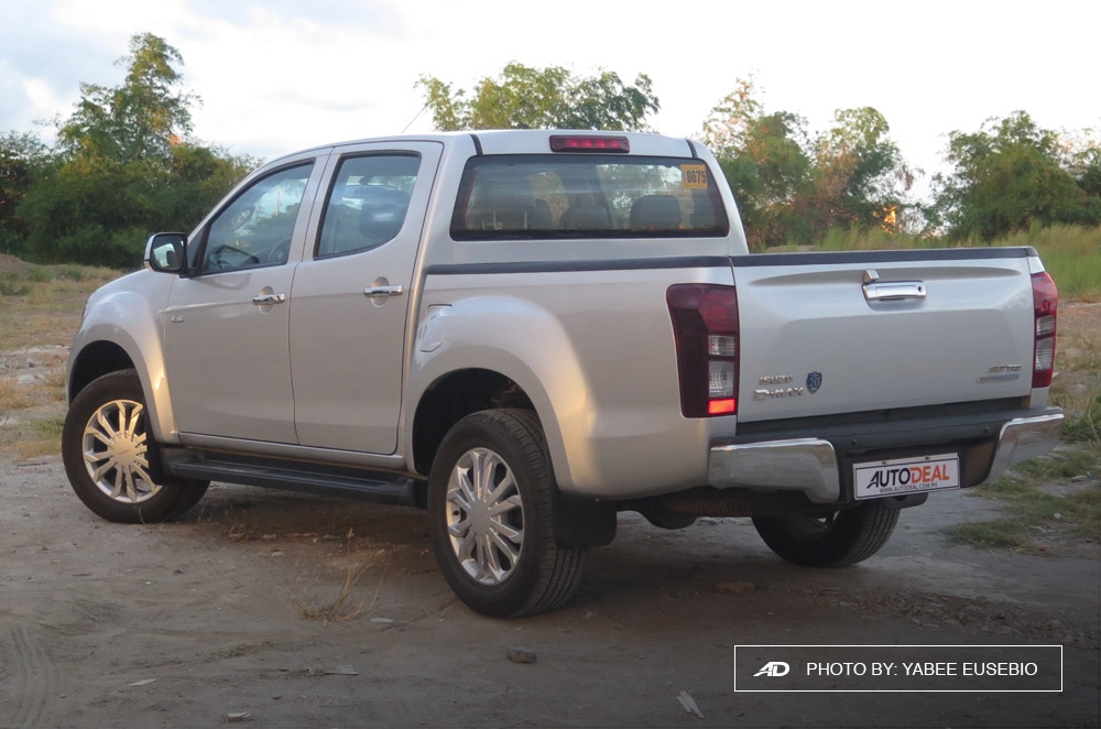 2018 Isuzu D-Max 3.0 LS AT 4x2 Blue Power Rear View