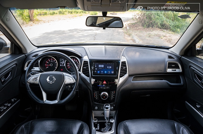 ssangyong tivoli exg review interior