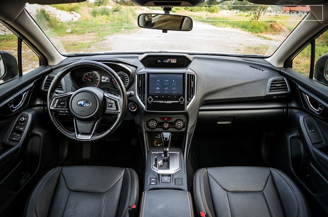 2018 subaru xv base interior