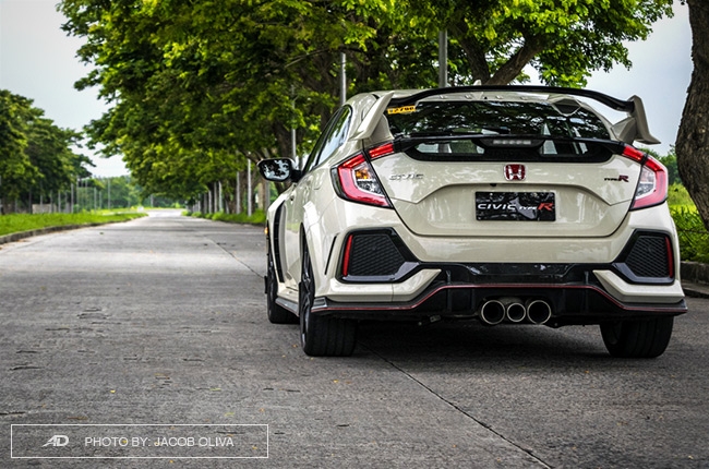 2018 Honda Civic Type R Philippines streets