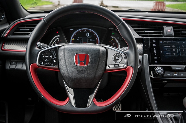 2018 Honda Civic Type R Philippines steering wheel