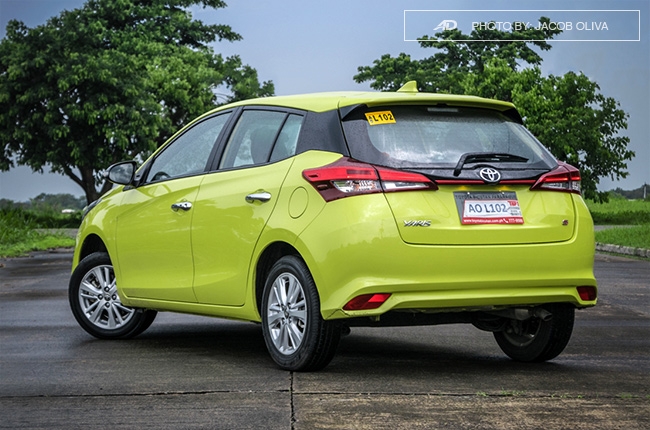 2018 toyota yaris 1.5 S rear quarter