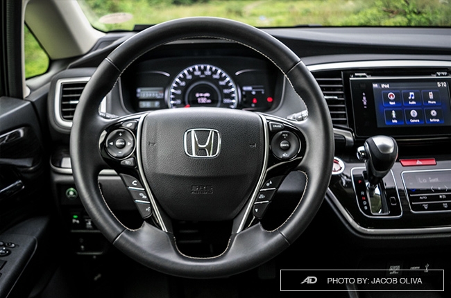 2018 Honda Odyssey Philippines review steering