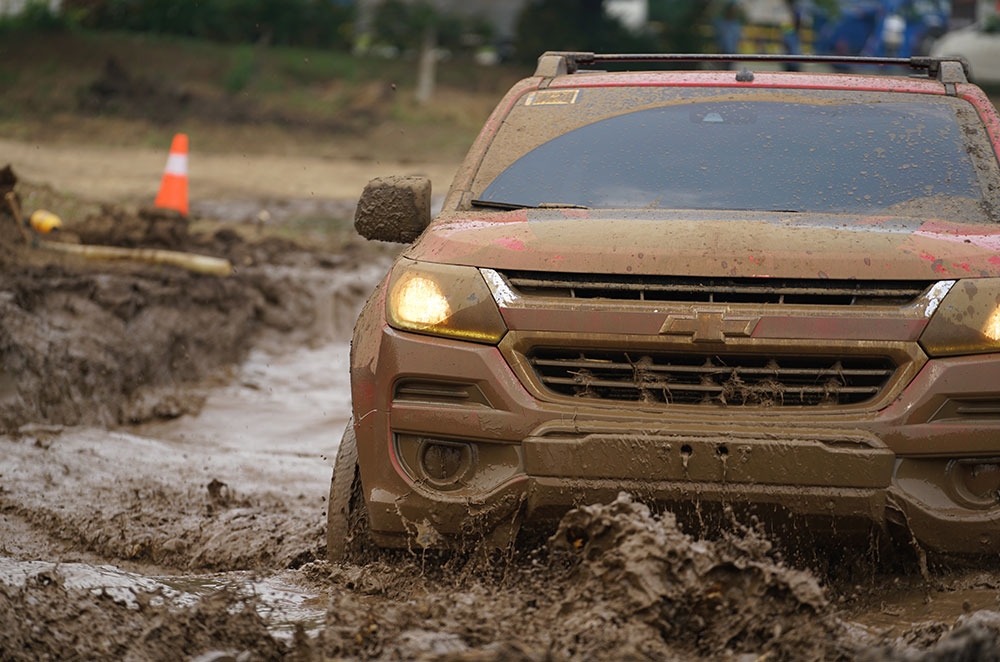 Chevrolet Colorado High Country Storm front