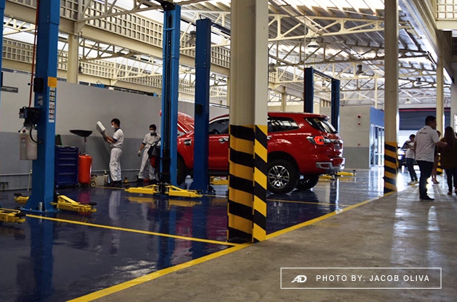 Ford vehicle maintenance service bay