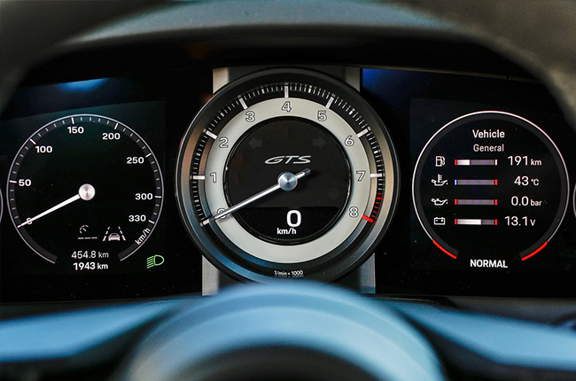 992 Porsche 911 GTS Gauge cluster