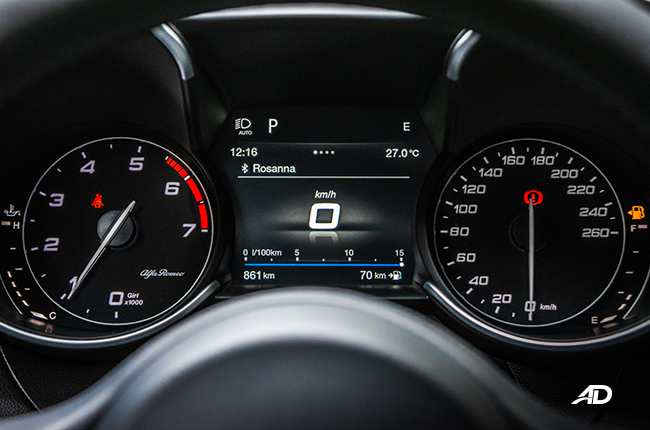 alfa romeo giulia technology