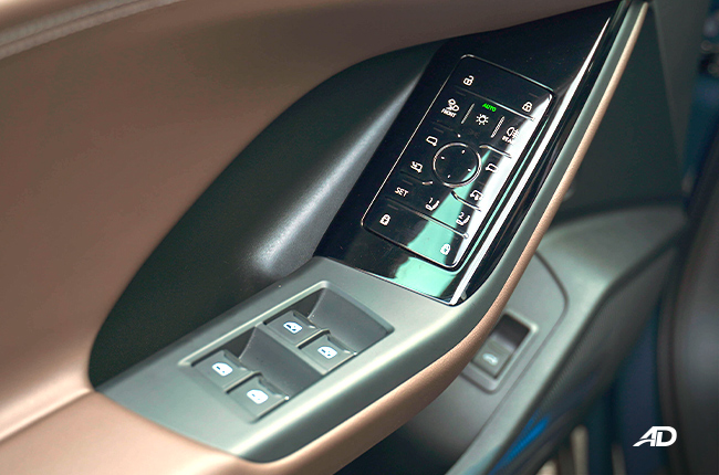 Audi Q6 e-tron Door Controls