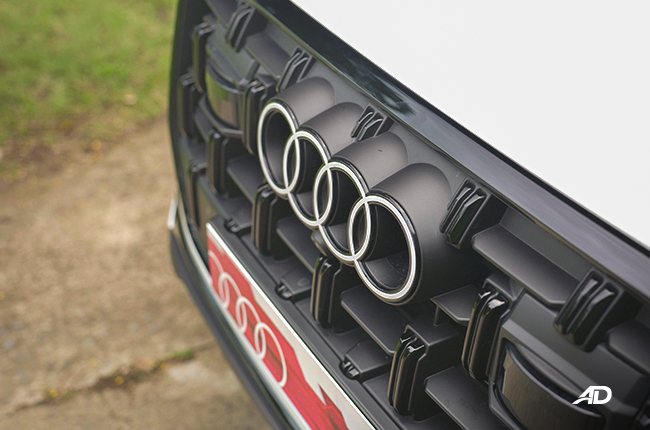 Audi Q7 Badge