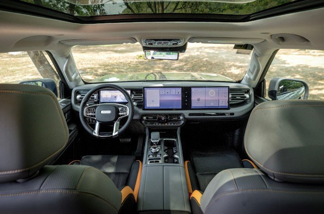 BAIC B40e Interior