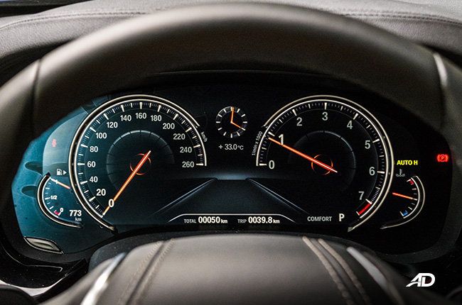 bmw 5 series 520i review road test instrument cluster interior