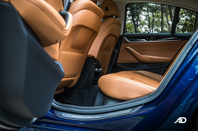 bmw 5 series 520i review road test rear cabin interior