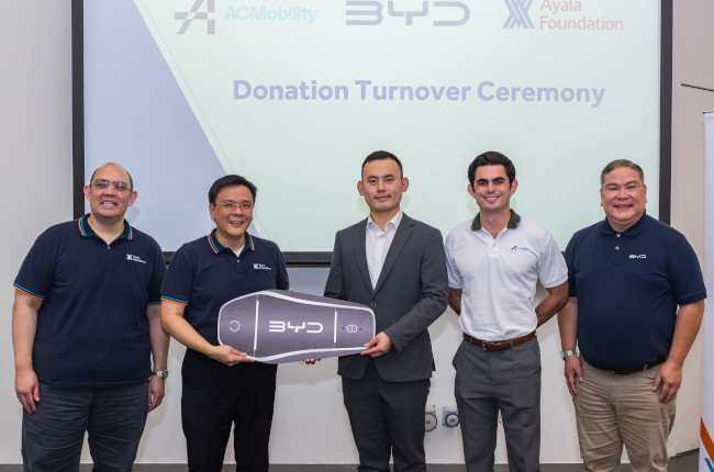 BYD ACMobility Turn Over