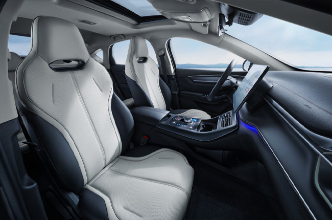 BYD Seal 5 DM-i Front