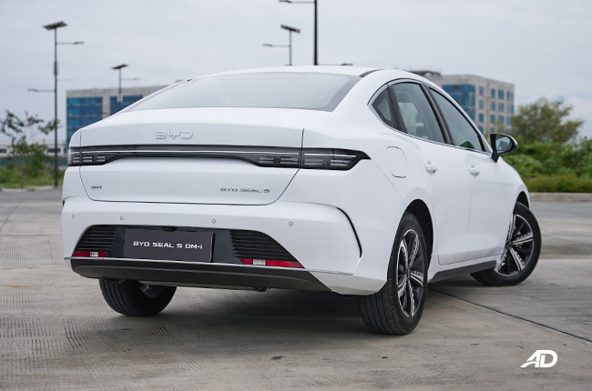 BYD Seal 5 DM-i Rear