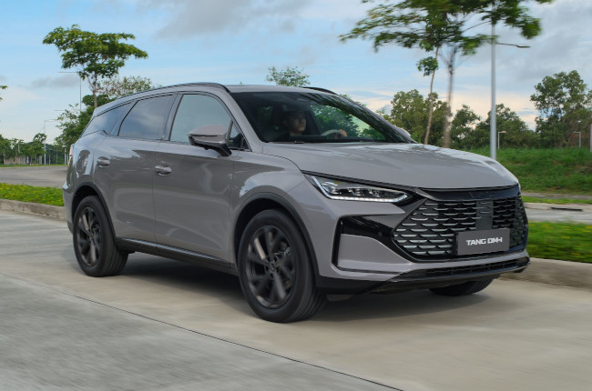 BYD Tang DM-i Exterior