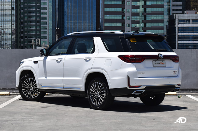 Changan CS95 Exterior rear quarter
