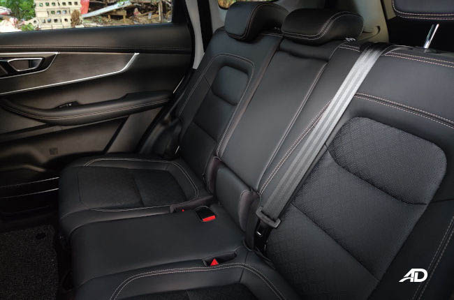 Chery Tiggo 8 Philippines Interior Middle Row Seats