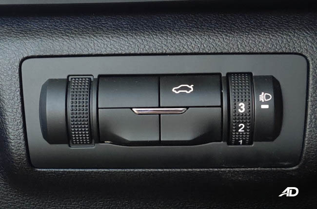 Chery Tiggo 8 Philippines interior powerliftgate