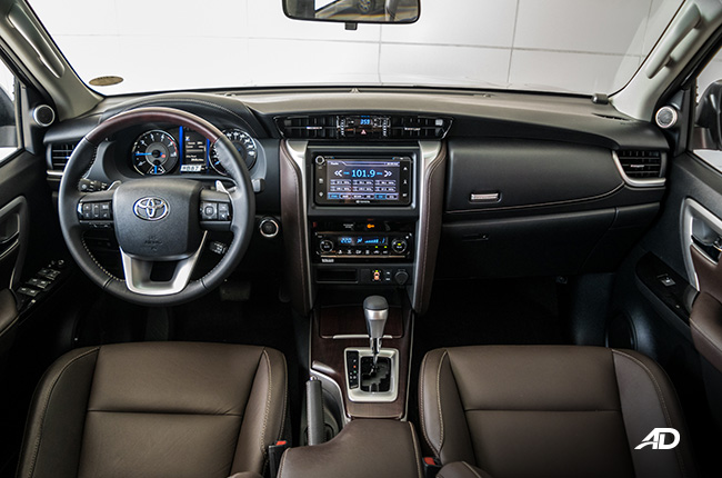 current generation Toyota fortuner dashboard
