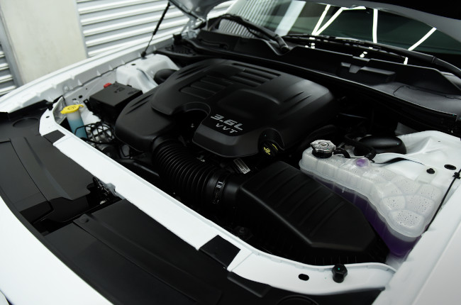 Dodge Challenger V6 Engine