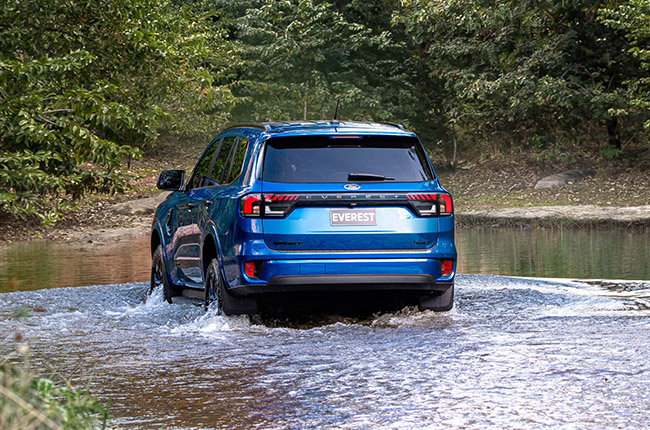 Ford Everest off-road