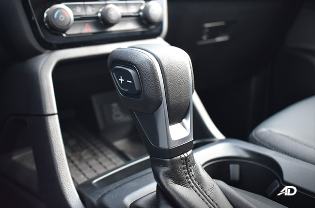 Ford Everest Sport interior gear shifter