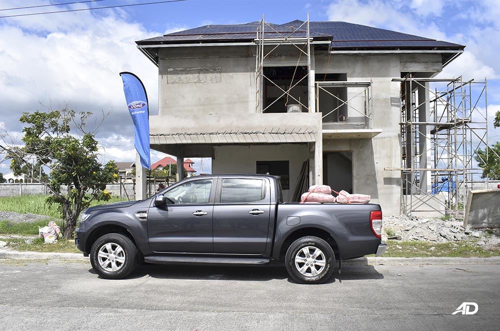 Ford Ranger construction site side