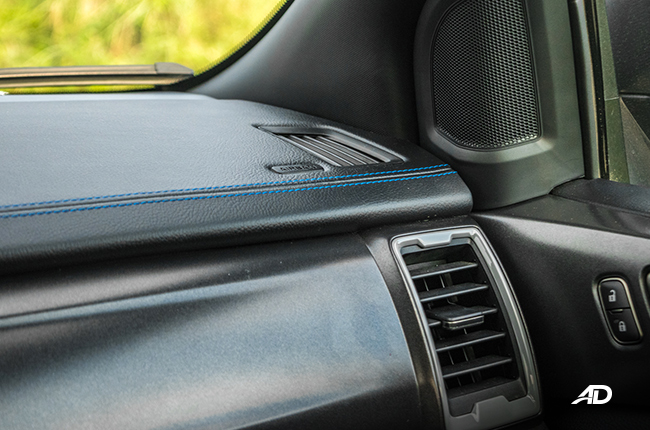 Ford Ranger Raptor Dashboard stitching