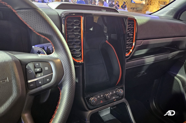 Ford Ranger Raptor infotainment 
