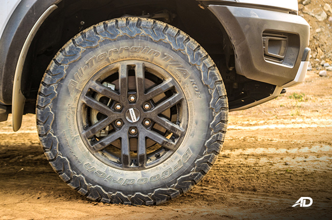 Ford Ranger Raptor wheels and tires